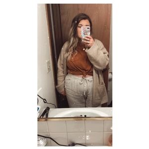 Meet your Posher, Karina